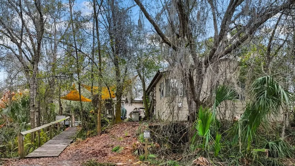 12730 Bullfrog Creek Road Gibsonton FL 33534