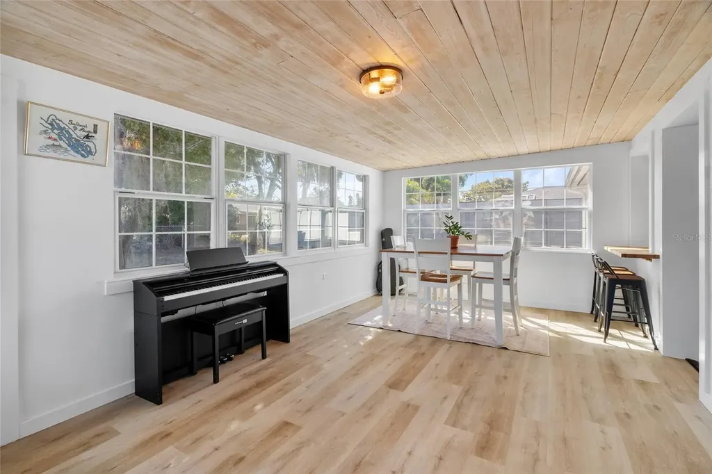 3217 Teal Avenue Sarasota FL 34232