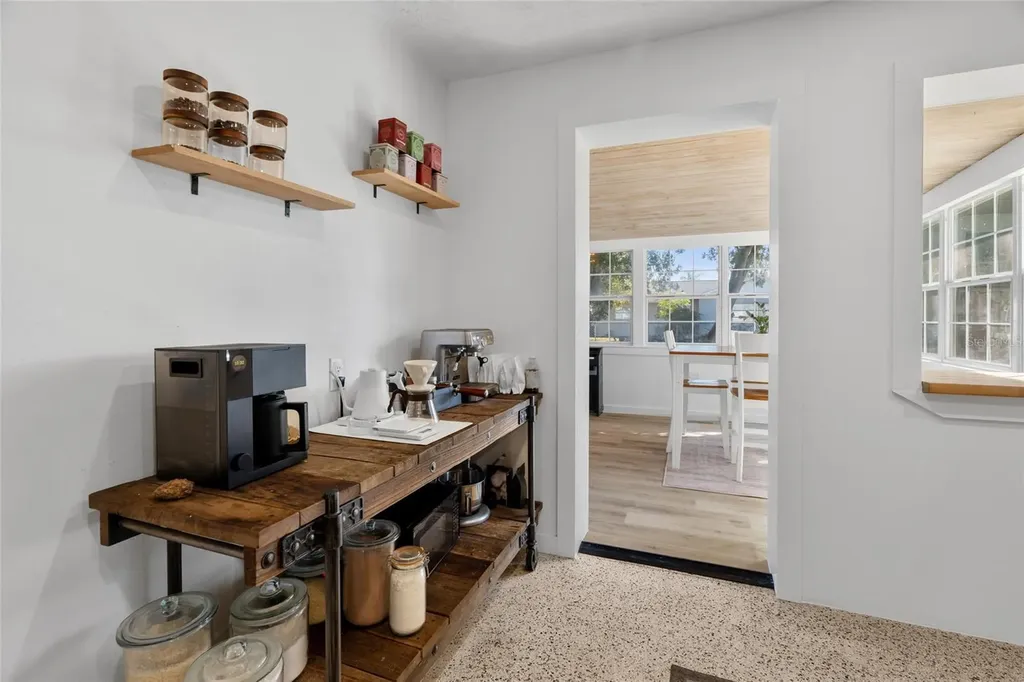 3217 Teal Avenue Sarasota FL 34232