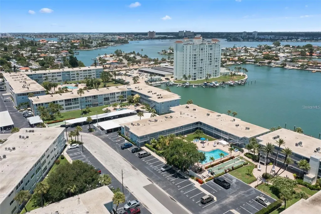 6201 2nd Street E St Pete Beach FL 33706