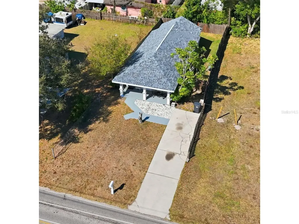 4339 58th Avenue N St Petersburg FL 33714