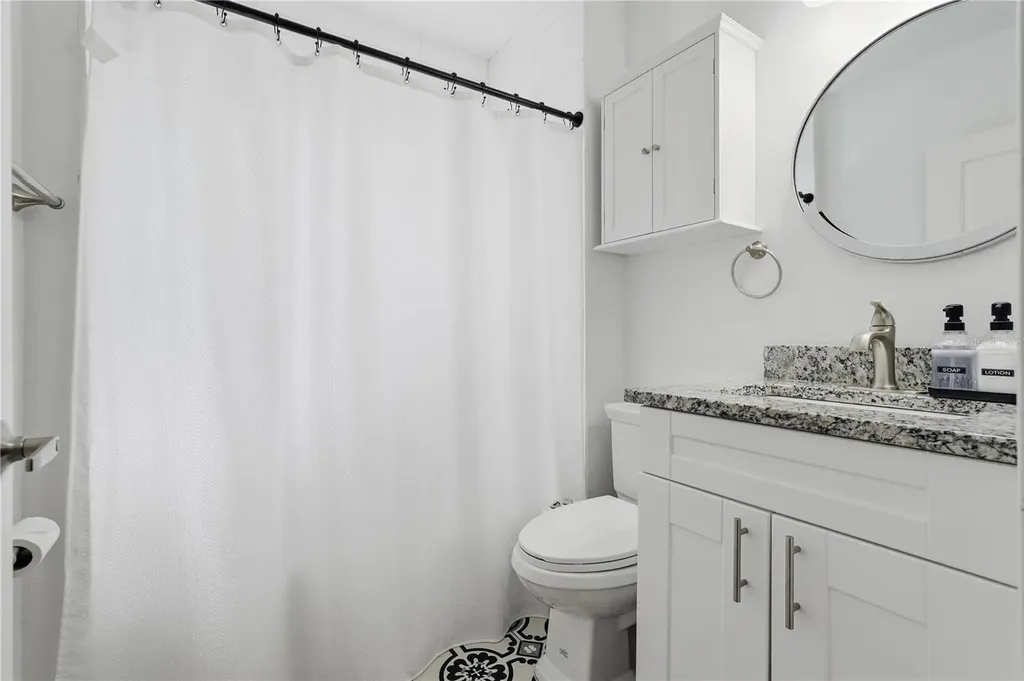 4339 58th Avenue N St Petersburg FL 33714