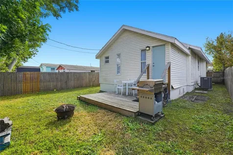 4339 58th Avenue N St Petersburg FL 33714