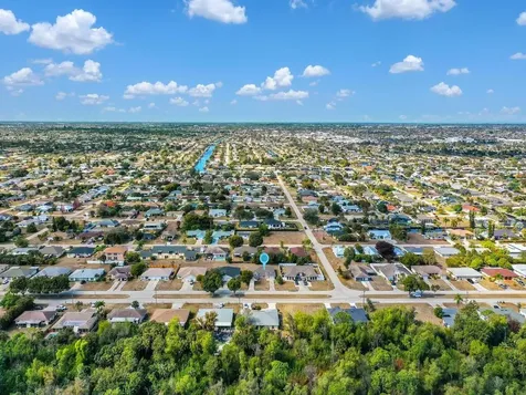 1208/1210 SE 24th Avenue Cape Coral FL 33990