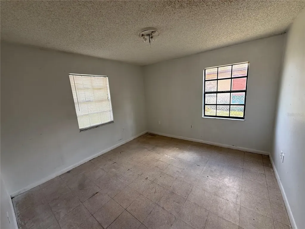 1305-1307 Fairway Drive Lakeland FL 33801