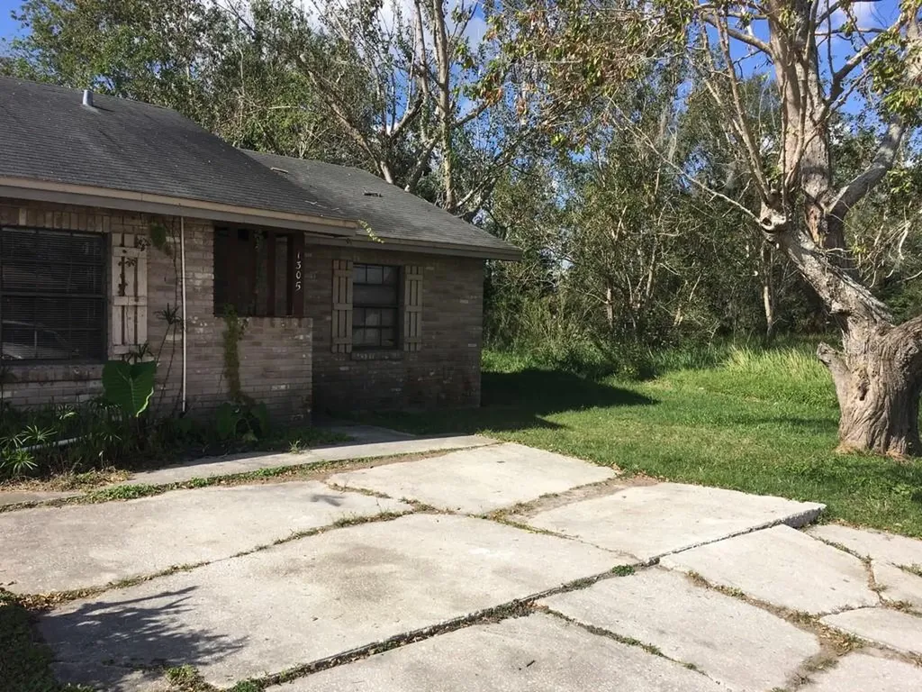 1305-1307 Fairway Drive Lakeland FL 33801