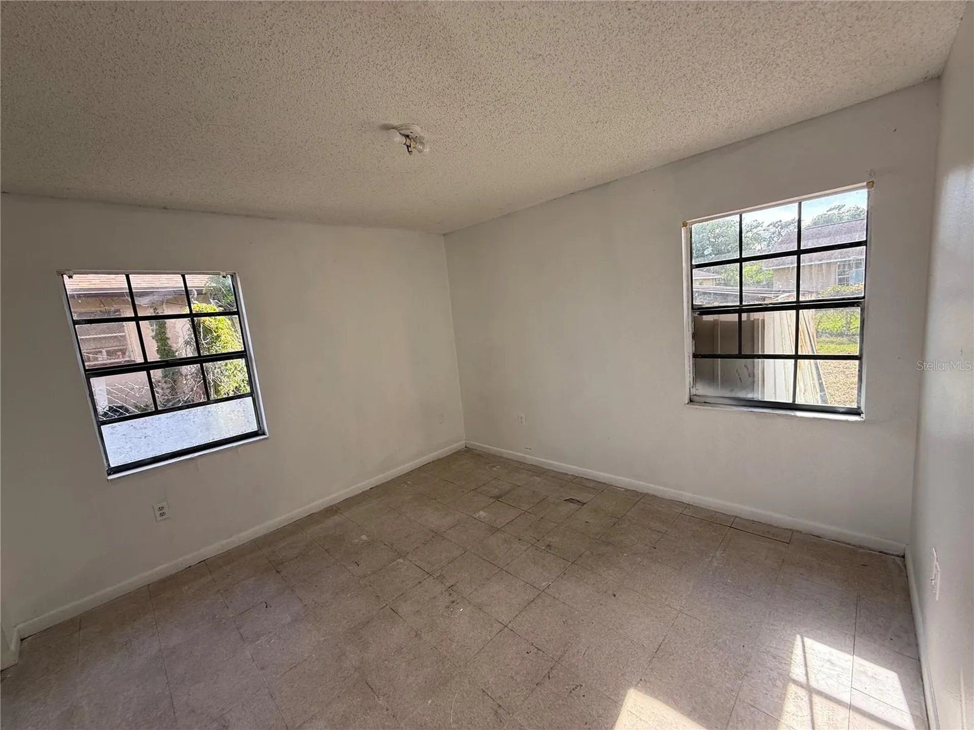1305-1307 Fairway Drive Lakeland FL 33801