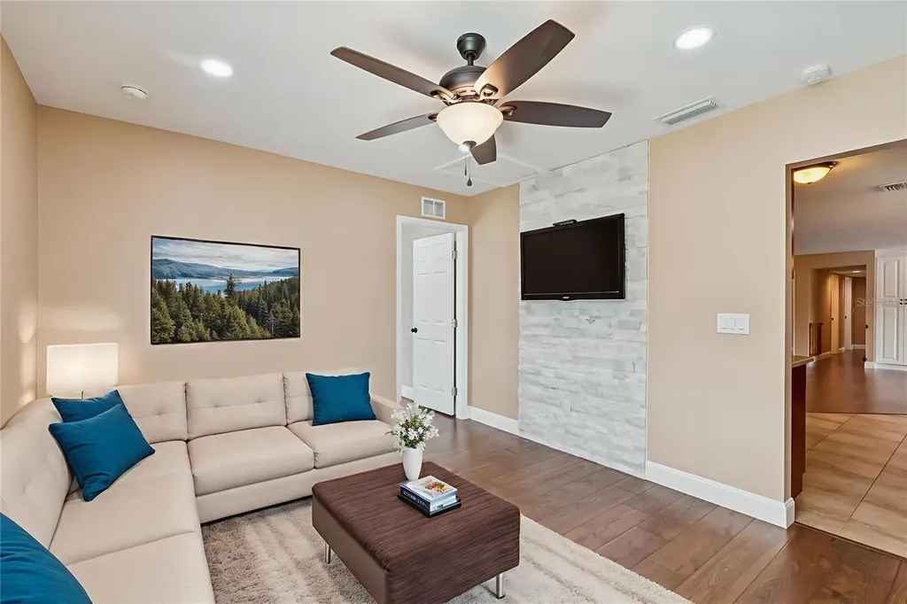 3106 Lake Ellen Drive Tampa FL 33618