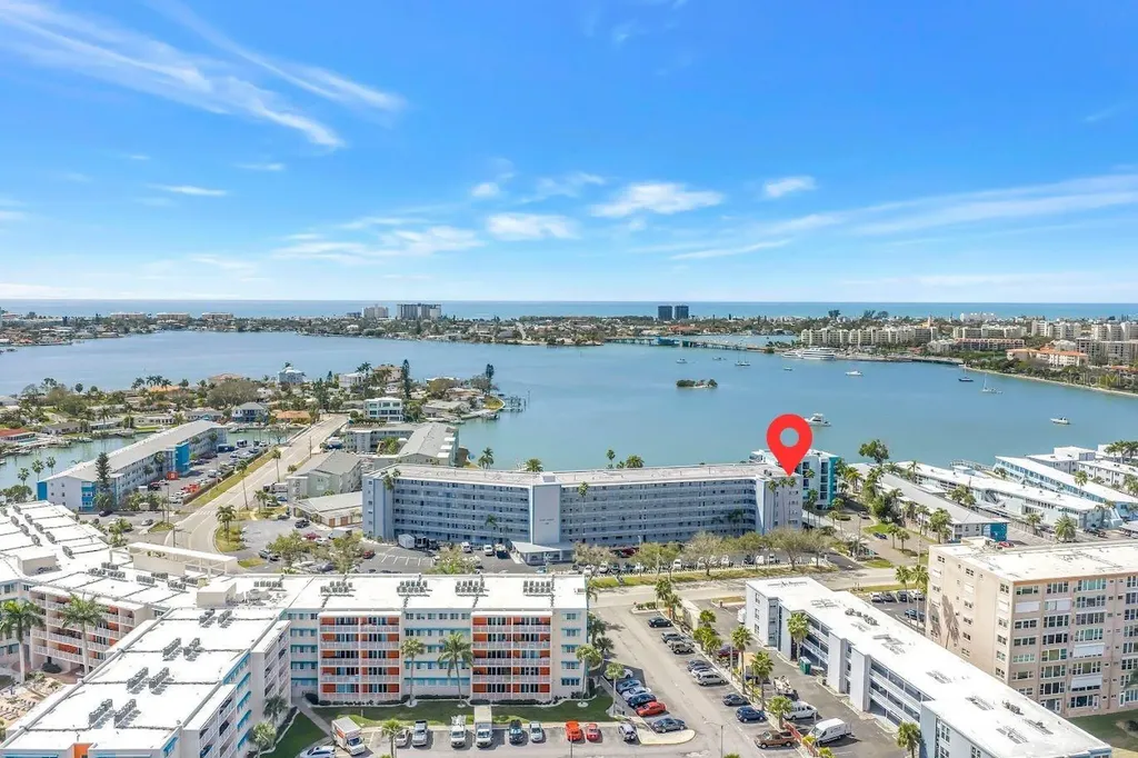 1868 Shore Drive S South Pasadena FL 33707