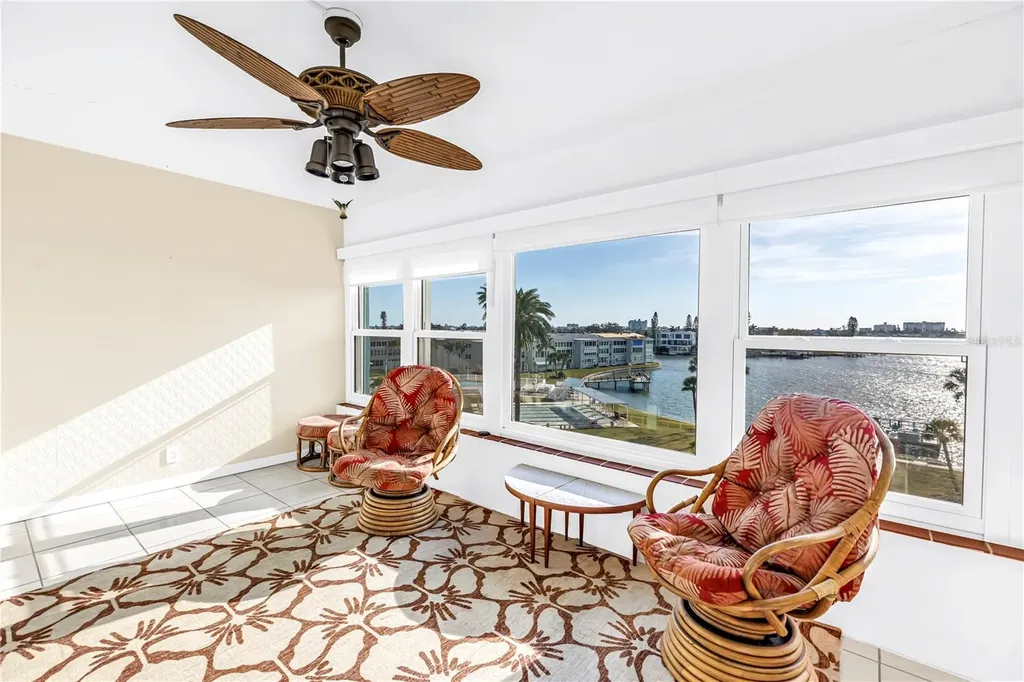 1868 Shore Drive S South Pasadena FL 33707