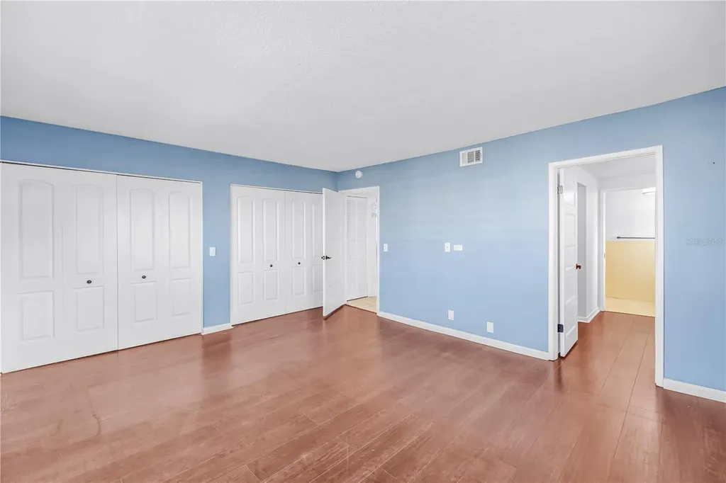 1868 Shore Drive S South Pasadena FL 33707