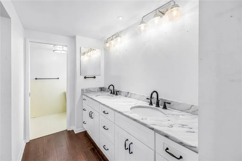 1868 Shore Drive S South Pasadena FL 33707