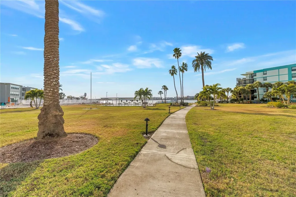 1868 Shore Drive S South Pasadena FL 33707