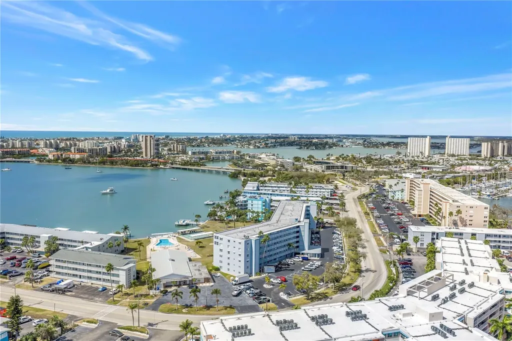 1868 Shore Drive S South Pasadena FL 33707