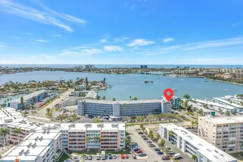 1868 Shore Drive S South Pasadena FL 33707