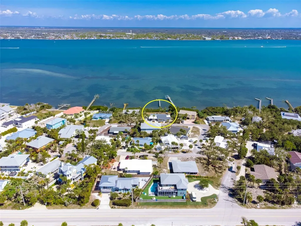 4087 Pelican Shores Circle Englewood FL 34223