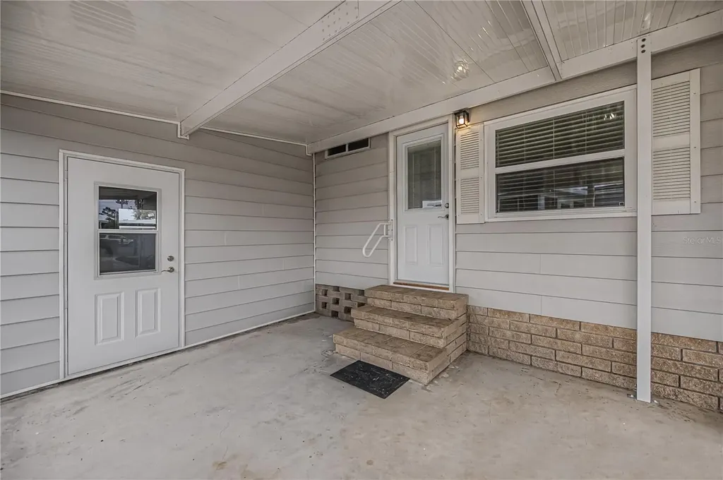 720 Butterfield Circle Englewood FL 34223