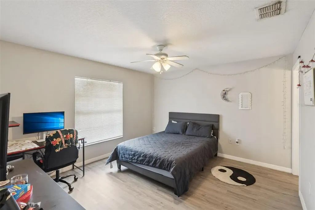 303 Azincourt Lane Kissimmee FL 34759