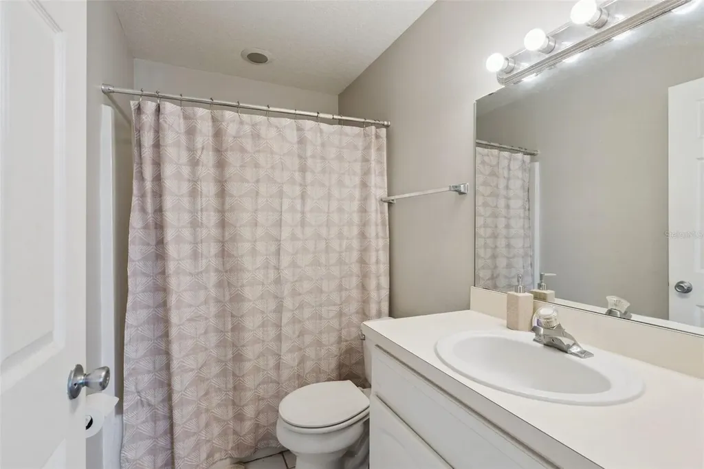 303 Azincourt Lane Kissimmee FL 34759