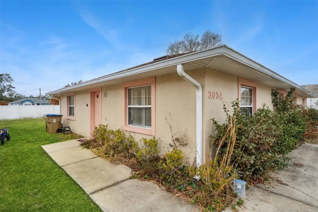 303 Azincourt Lane Kissimmee FL 34759