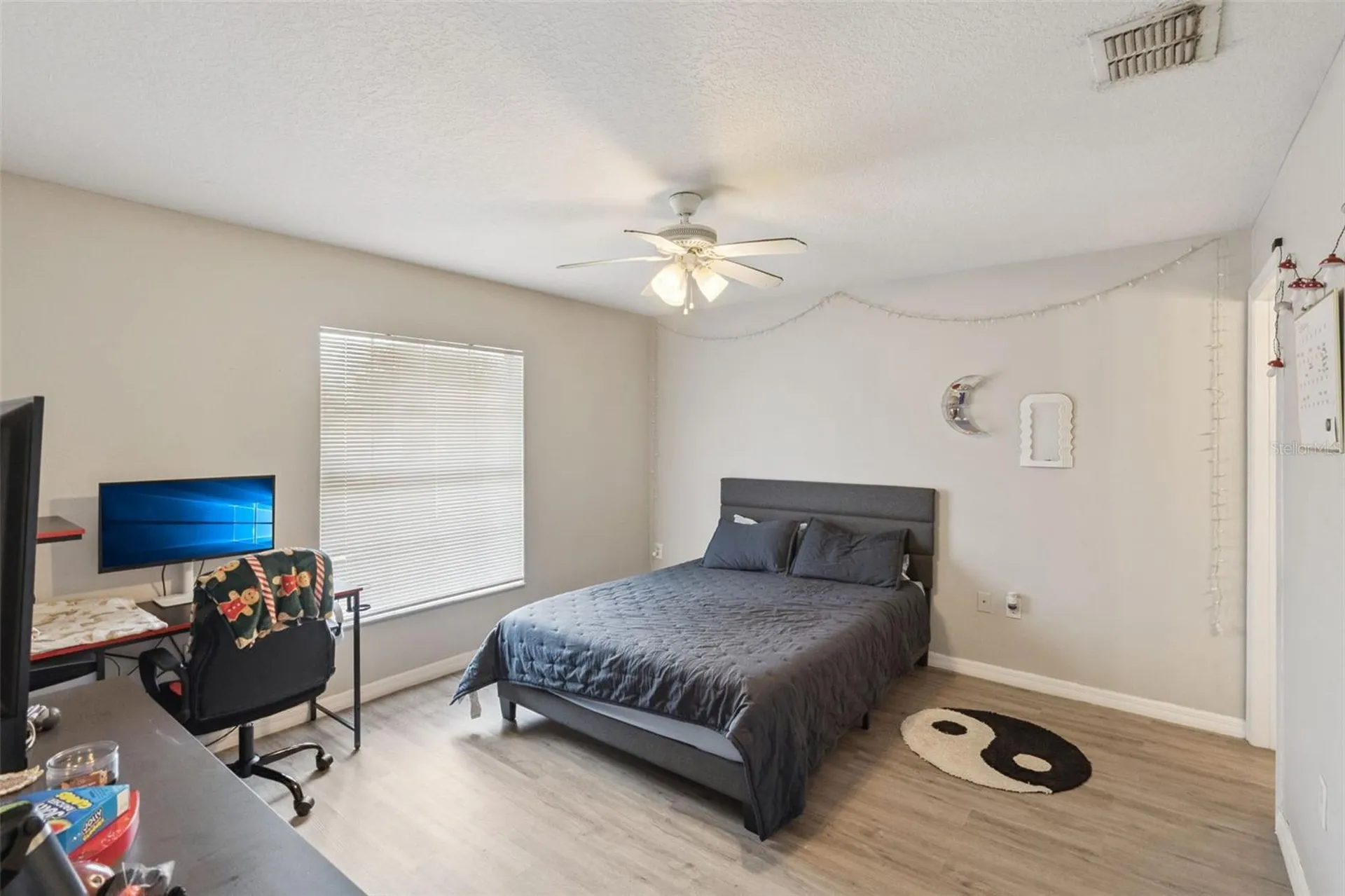 303 Azincourt Lane Kissimmee FL 34759