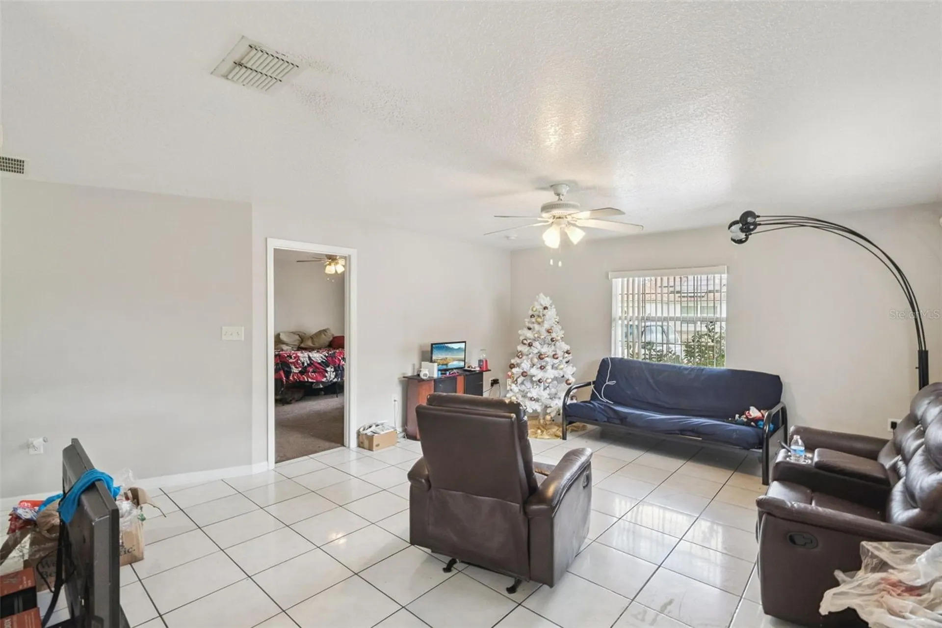 303 Azincourt Lane Kissimmee FL 34759