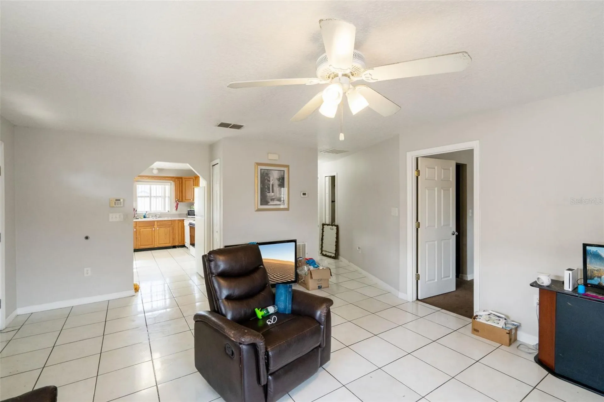 303 Azincourt Lane Kissimmee FL 34759