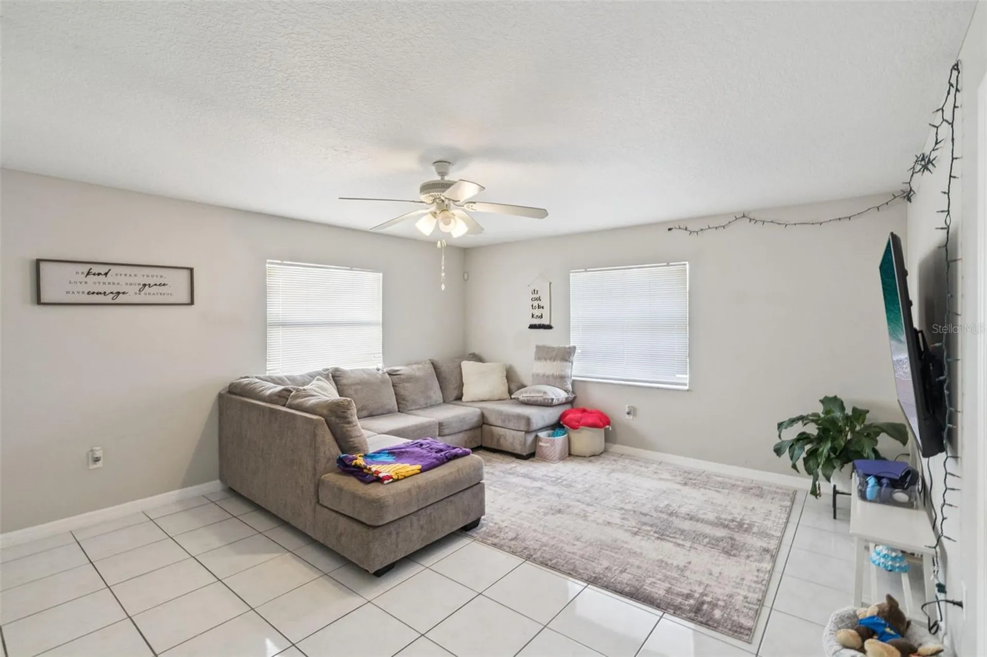 303 Azincourt Lane Kissimmee FL 34759