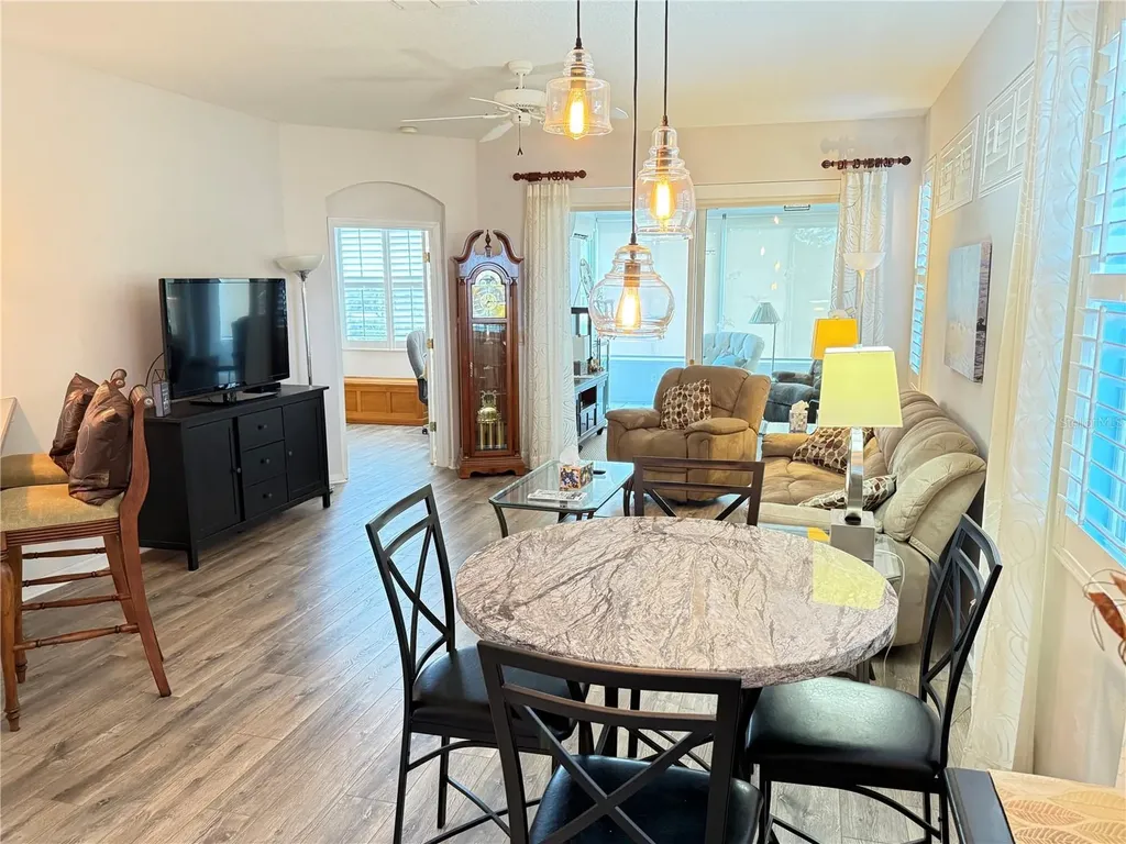 2052 Inverness Greens Drive Sun City Center FL 33573