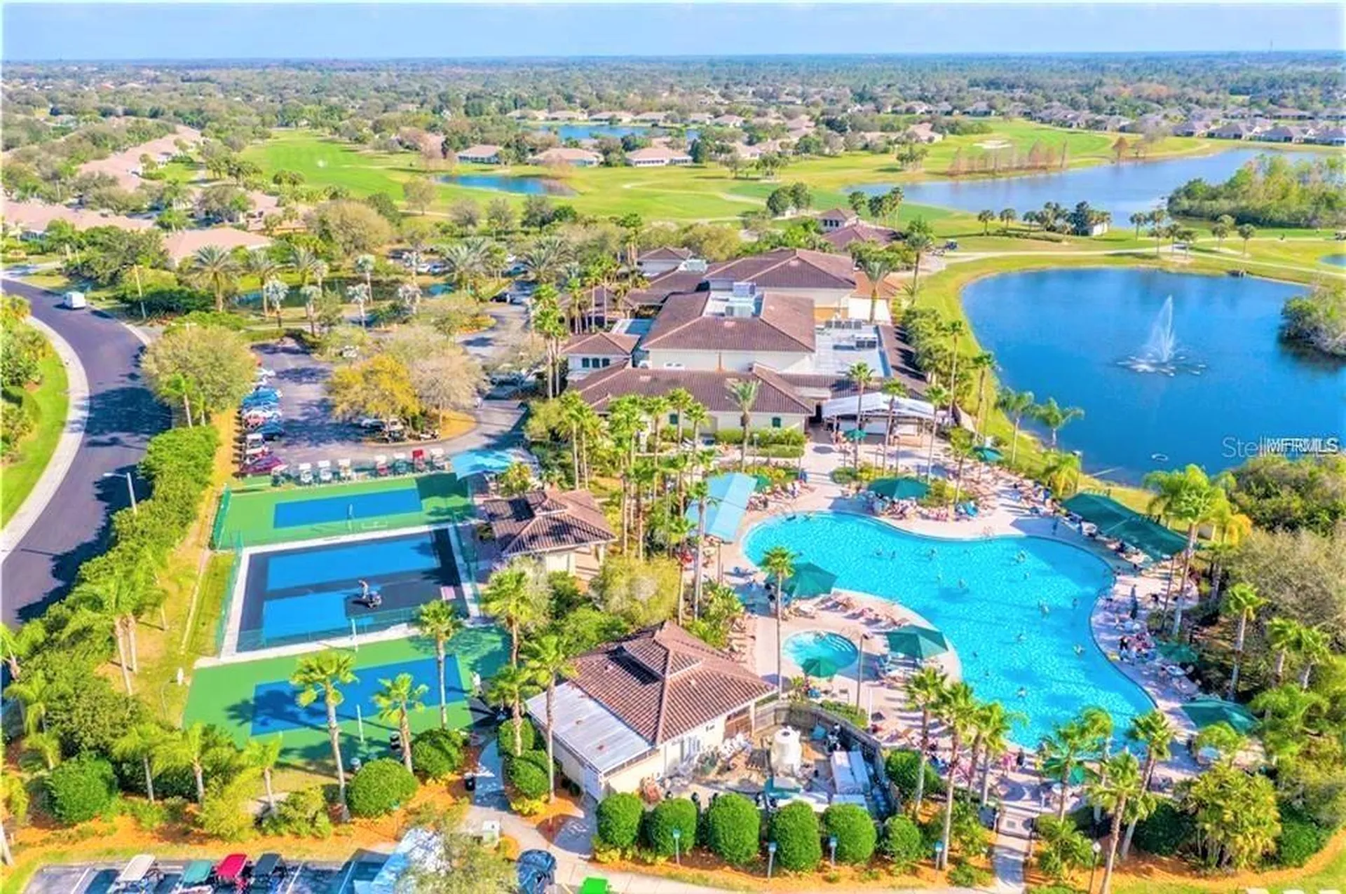 2052 Inverness Greens Drive Sun City Center FL 33573