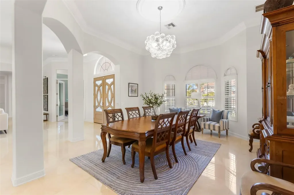 5264 61st Avenue S St Petersburg FL 33715
