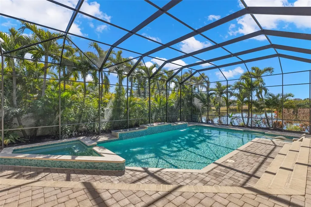 5264 61st Avenue S St Petersburg FL 33715