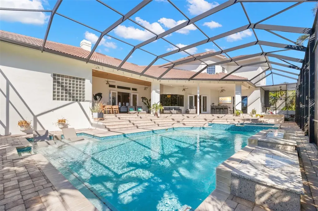 5264 61st Avenue S St Petersburg FL 33715
