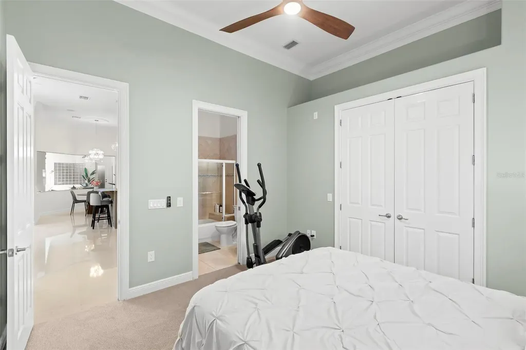 5264 61st Avenue S St Petersburg FL 33715