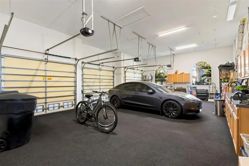 5264 61st Avenue S St Petersburg FL 33715