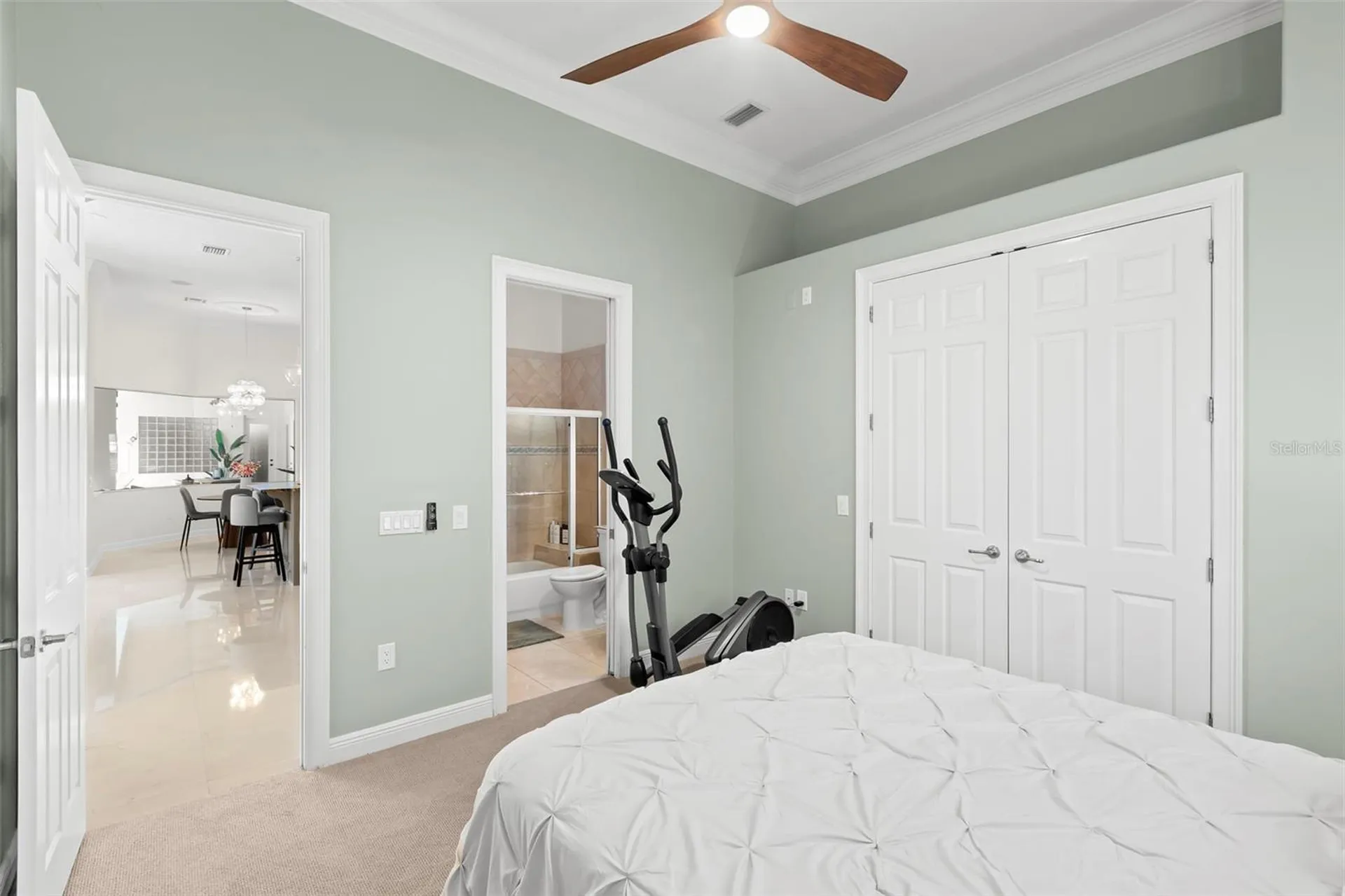 5264 61st Avenue S St Petersburg FL 33715
