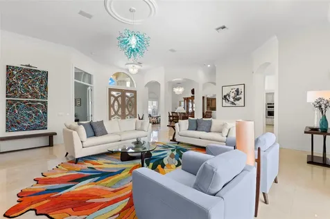 5264 61st Avenue S St Petersburg FL 33715
