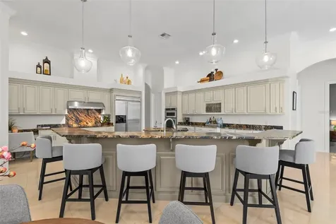 5264 61st Avenue S St Petersburg FL 33715