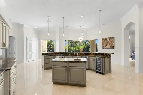 5264 61st Avenue S St Petersburg FL 33715