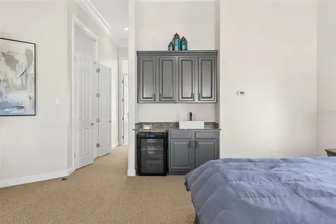 5264 61st Avenue S St Petersburg FL 33715