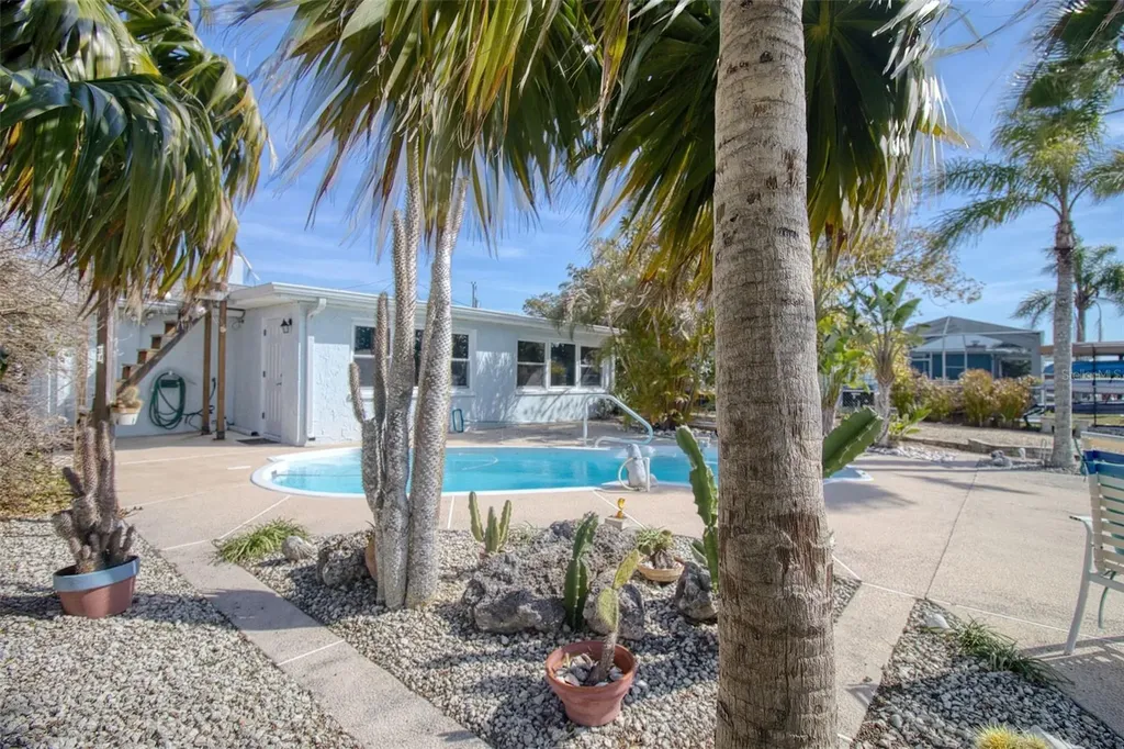 13525 Maria Drive Hudson FL 34667