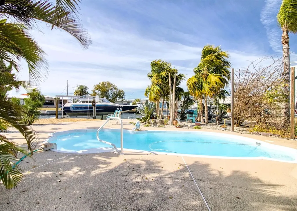 13525 Maria Drive Hudson FL 34667