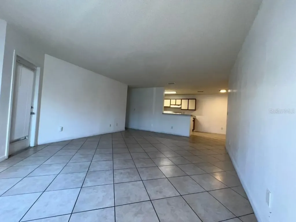 2101 Cascades Boulevard Kissimmee FL 34741