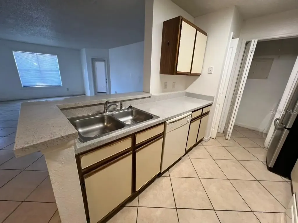 2101 Cascades Boulevard Kissimmee FL 34741