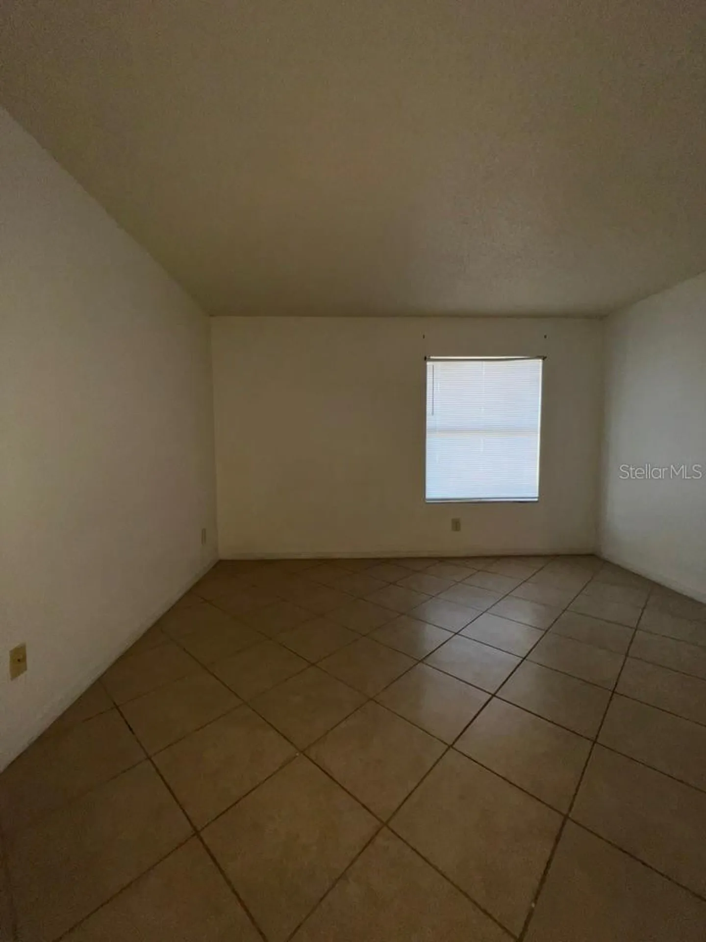 2101 Cascades Boulevard Kissimmee FL 34741