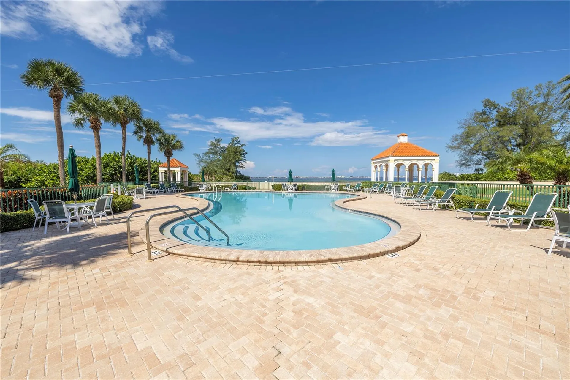 4737 Dolphin Cay Lane S St Petersburg FL 33711