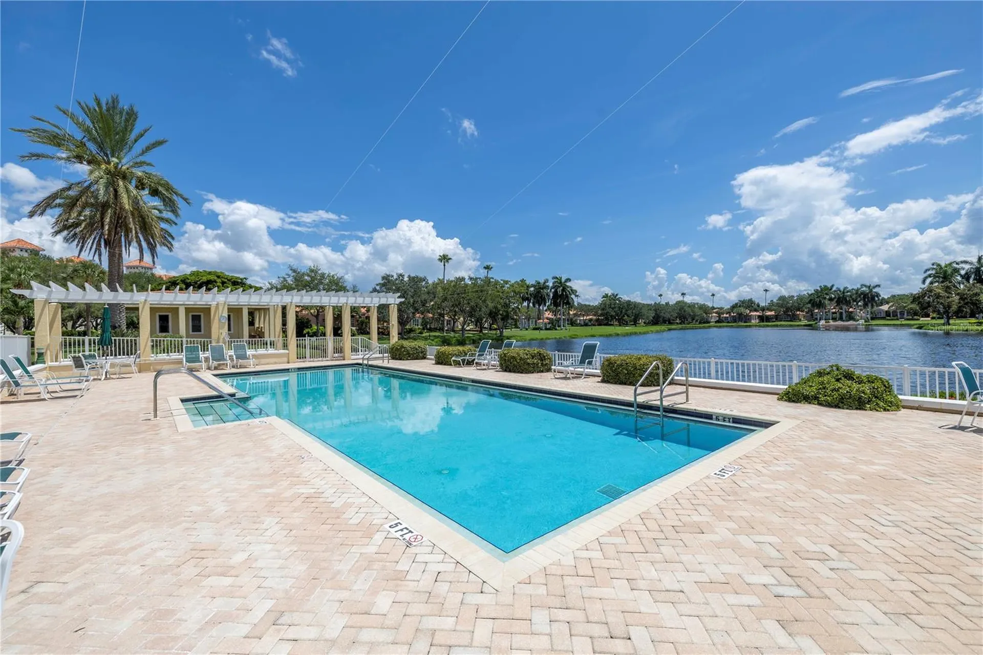 4737 Dolphin Cay Lane S St Petersburg FL 33711