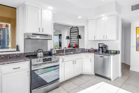 4737 Dolphin Cay Lane S St Petersburg FL 33711