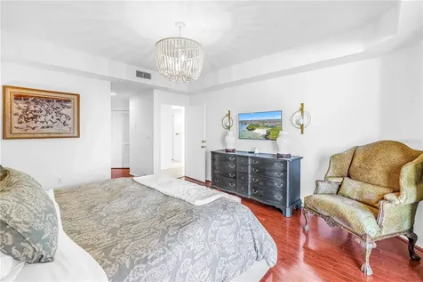 4737 Dolphin Cay Lane S St Petersburg FL 33711
