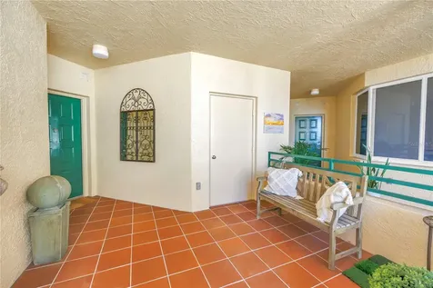 4737 Dolphin Cay Lane S St Petersburg FL 33711